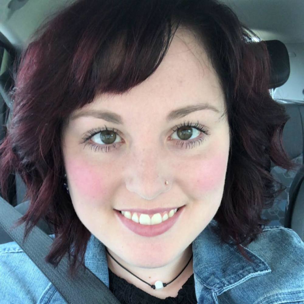 Meet your Posher, Hannah